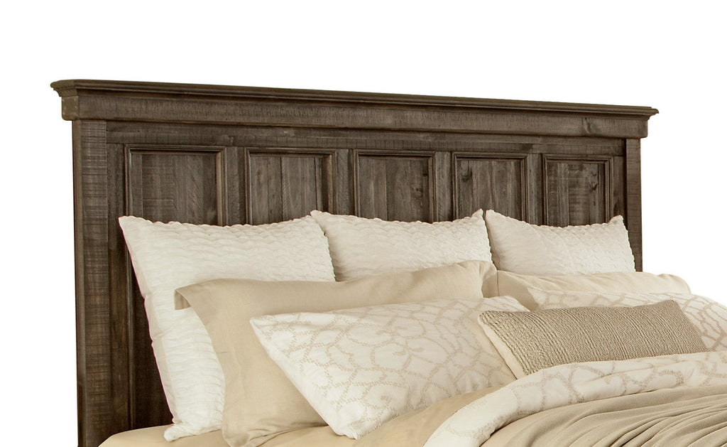 Calistoga 4-Piece King Bed and Chest Package – Weathered Charcoal|Ensemble Calistoga 4 pièces avec très grand lit et commode verticale - anthracite vieilli