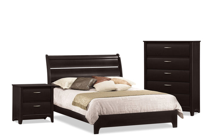 Mocha 5-Piece Queen Bedroom Package with Chest and Nightstand|Ensemble de chambre à coucher Mocha 5 pièces avec grand lit, commode verticale et table de nuit