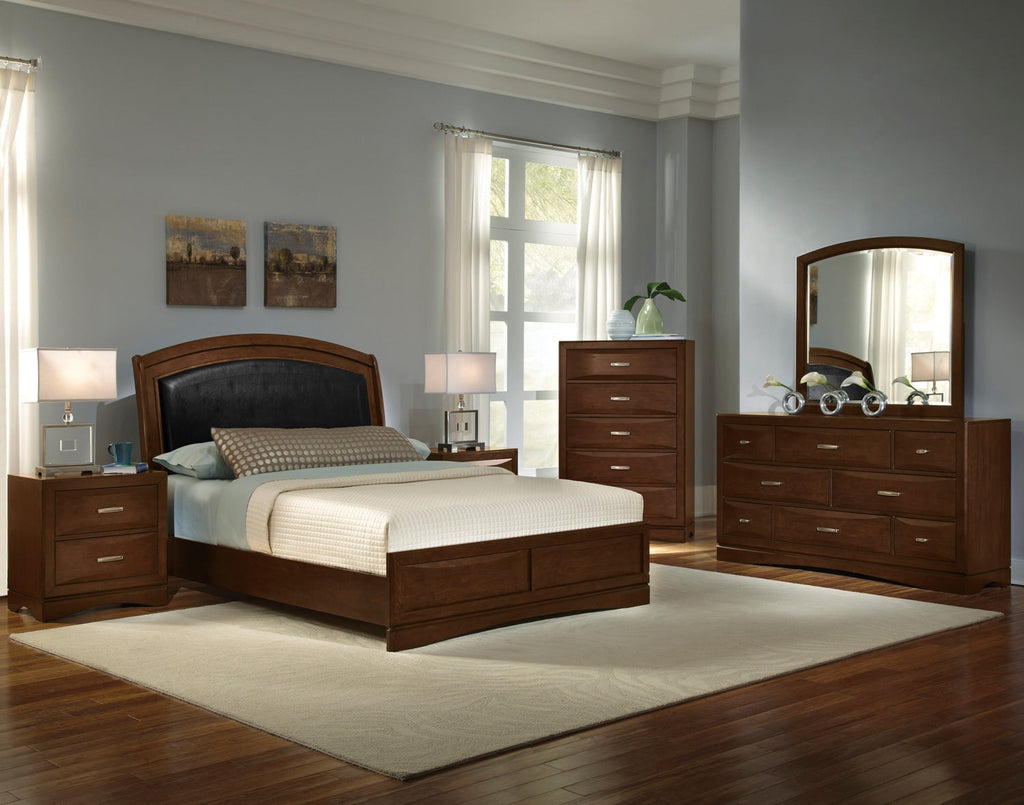 Beverly 4-Piece King Bed and Chest Package|Ensemble de chambre à coucher Beverly 4 pièces avec très grand lit et commode verticale