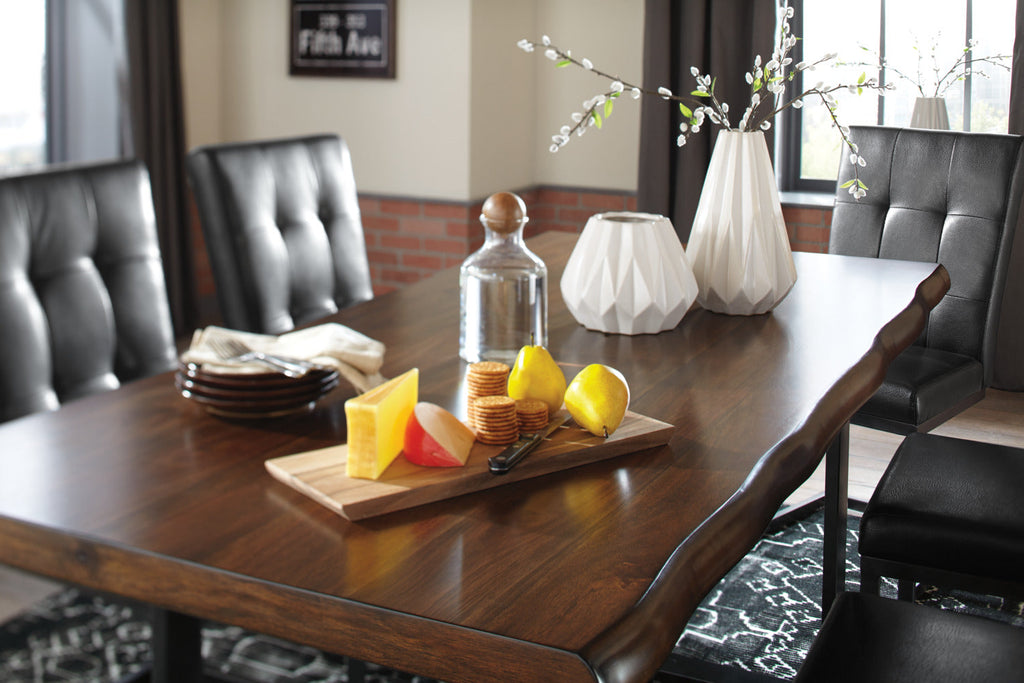 Esmarina Dining Table|Table de salle à manger Esmarina