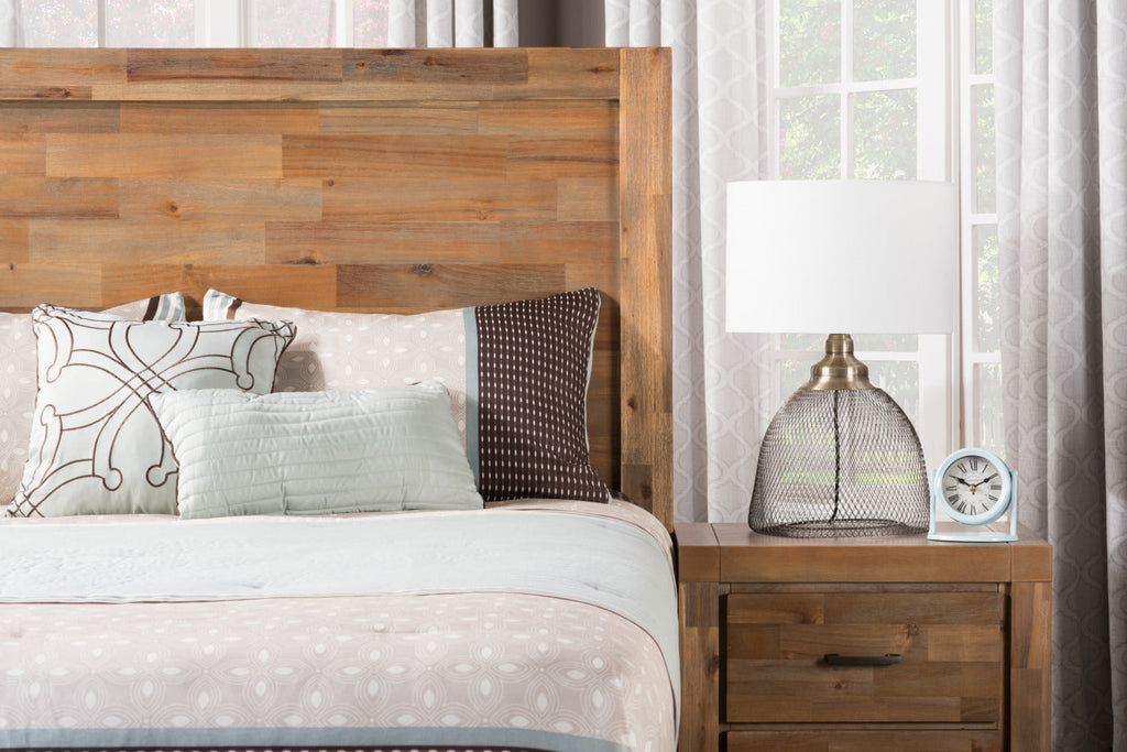 Acadia 5-Piece King Storage Bedroom Package with Chest and Nightstand|Ensemble Acadia 5 pièces avec très grand lit de rangement, commode verticale et table de nuit