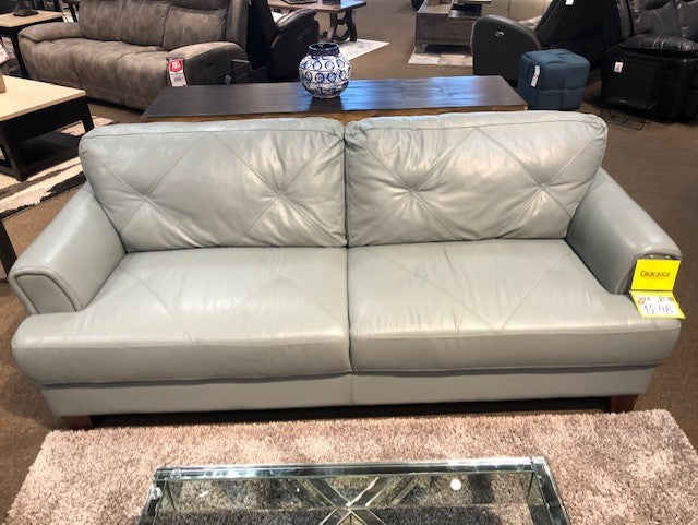 Vita 100% Genuine Leather Sofa – Sea Foam|Sofa Vita en cuir 100 % véritable - écume de mer|VITA-S - Open-Box