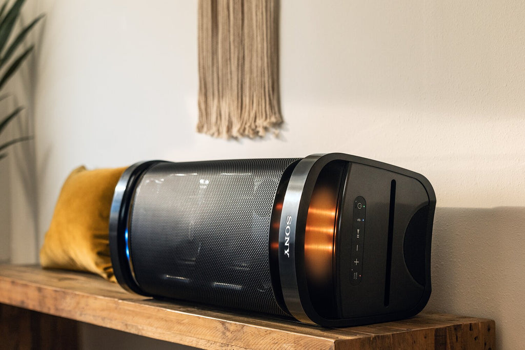 SONY X-Series Wireless Portable Bluetooth Karaoke Party Speaker IPX4 Splash-Resistant with 25 Hour-Battery (SRSXP700) | Haut-parleur de fête omnidirectionnel portatif SONY de série X sans fil avec résistance aux éclaboussures IPX4 (SRSXP700)