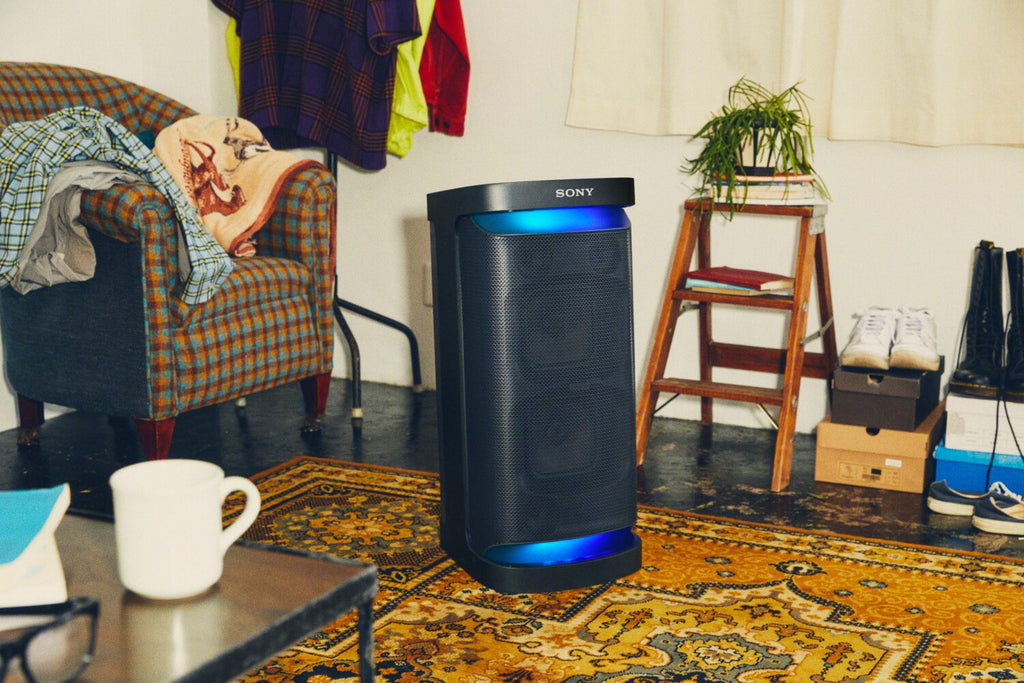 SONY X-Series Wireless Portable Bluetooth Karaoke Party Speaker IPX4 Splash-Resistant with 25 Hour-Battery (SRSXP700) | Haut-parleur de fête omnidirectionnel portatif SONY de série X sans fil avec résistance aux éclaboussures IPX4 (SRSXP700)