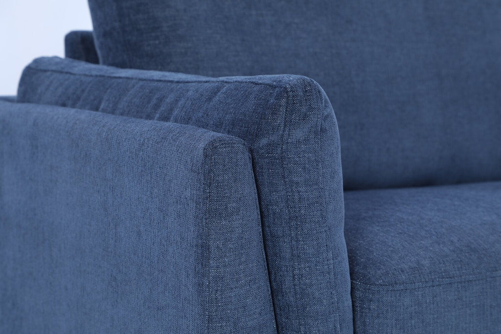 Zara 2-Piece Right-Facing Fabric Sectional with Chaise and Wood Legs - Navy | Sofa sectionnel de droite Zara 2 pièces en tissu avec fauteuil long et pattes en bois - bleu marine