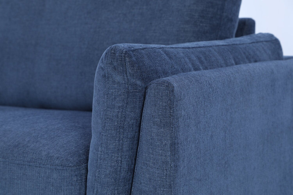 Zara 2-Piece Left-Facing Fabric Sectional with Chaise and Wood Legs - Navy | Sofa sectionnel de gauche Zara 2 pièces en tissu avec fauteuil long et pattes en bois - bleu marine