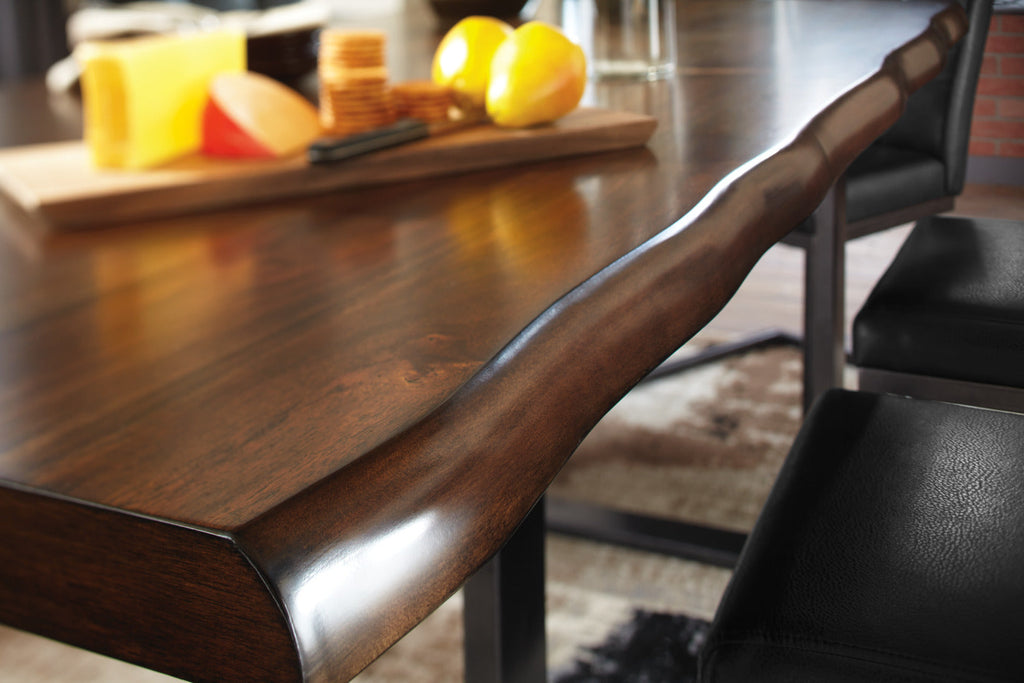 Esmarina Dining Table|Table de salle à manger Esmarina
