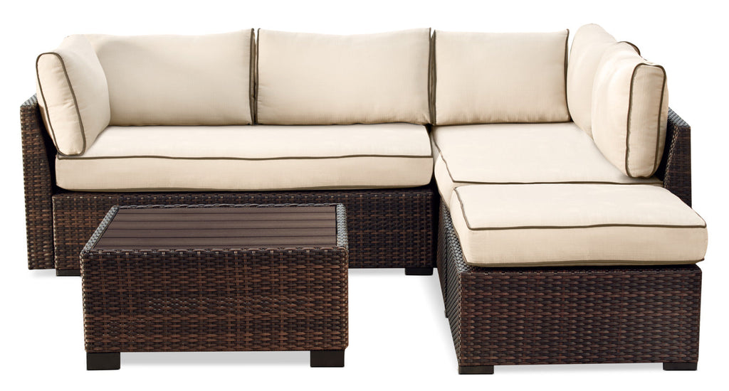 Loughran 4-Piece Patio Sectional Set|Ensemble de sofa sectionnel Loughran 4 pièces pour la terrasse