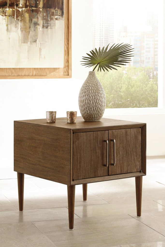 Kisper 22.13" Retro End Table with Storage - Dark Brown Wood Wood|Table de bout rétro Kisper de 22,13 po avec rangement - bois brun foncé